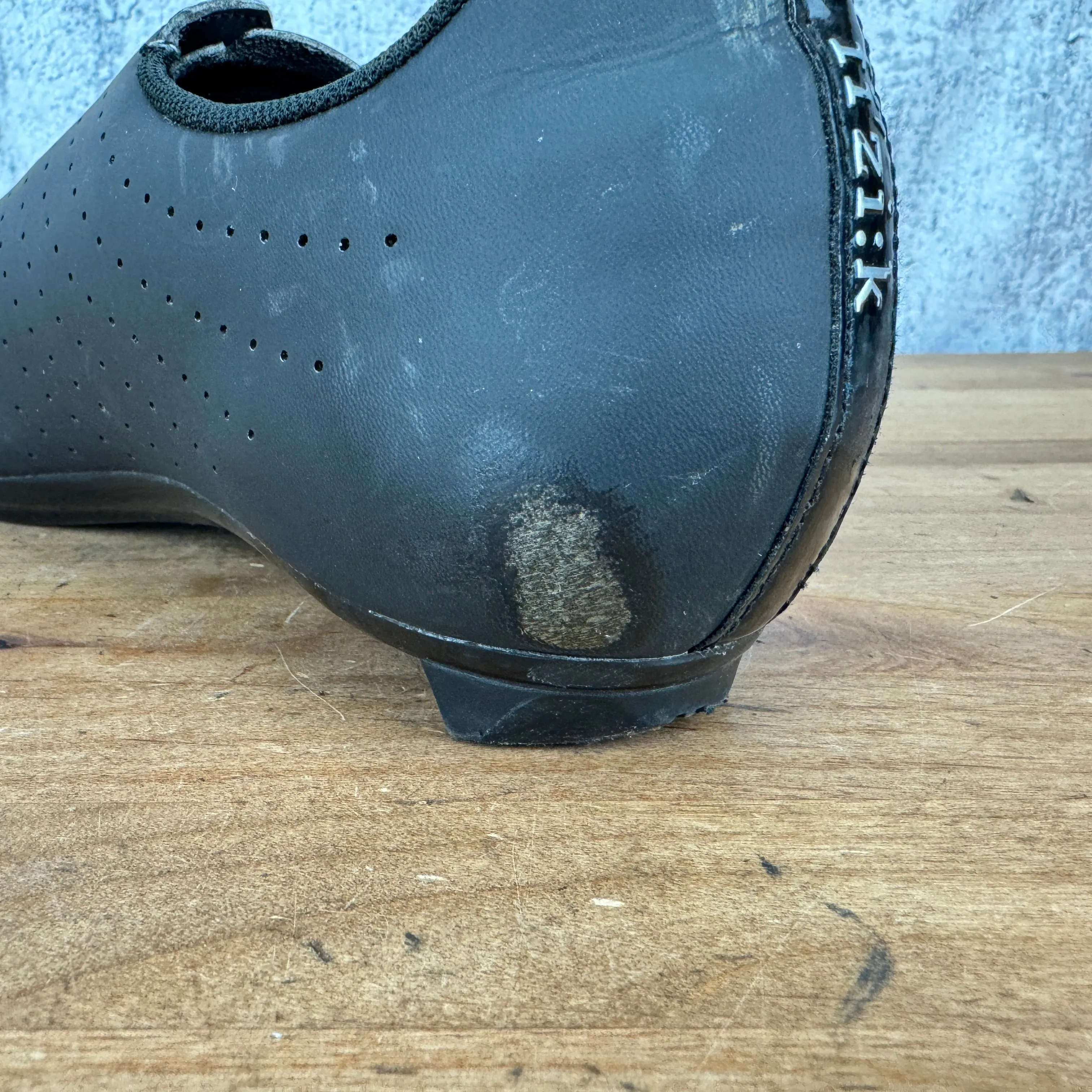 Fizik Tempo Overcurve R5 45 EU 11.5 US 3-Bolt Men's Cycling Shoes